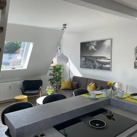Zyrus 11 - Helle Masionette-wohnung Fur Bis Zu 4 Personen In Cuxhaven-duhnen Apartment